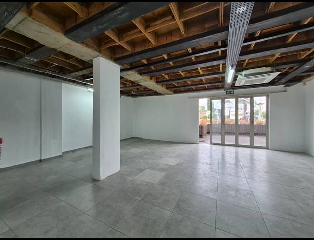 156M² RETAIL TO LET IN CRAIGHALL
